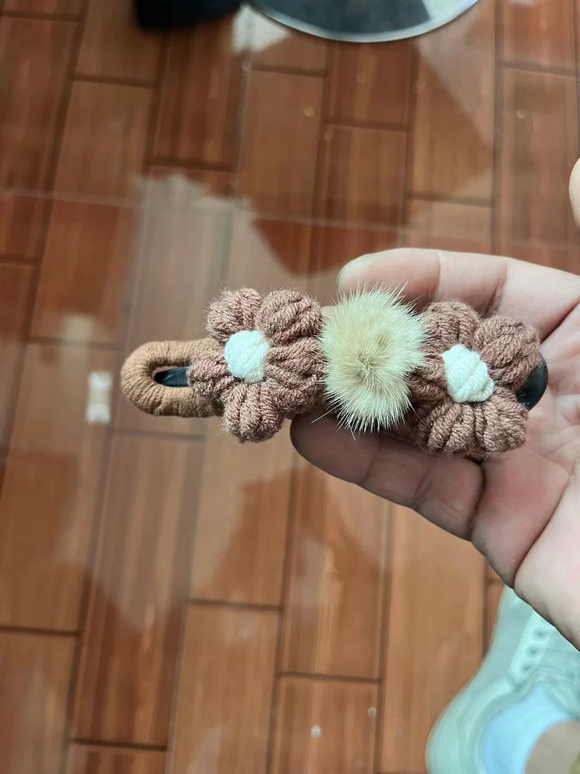 Plush Flower Duckbill Hair Grabber (1 PC)