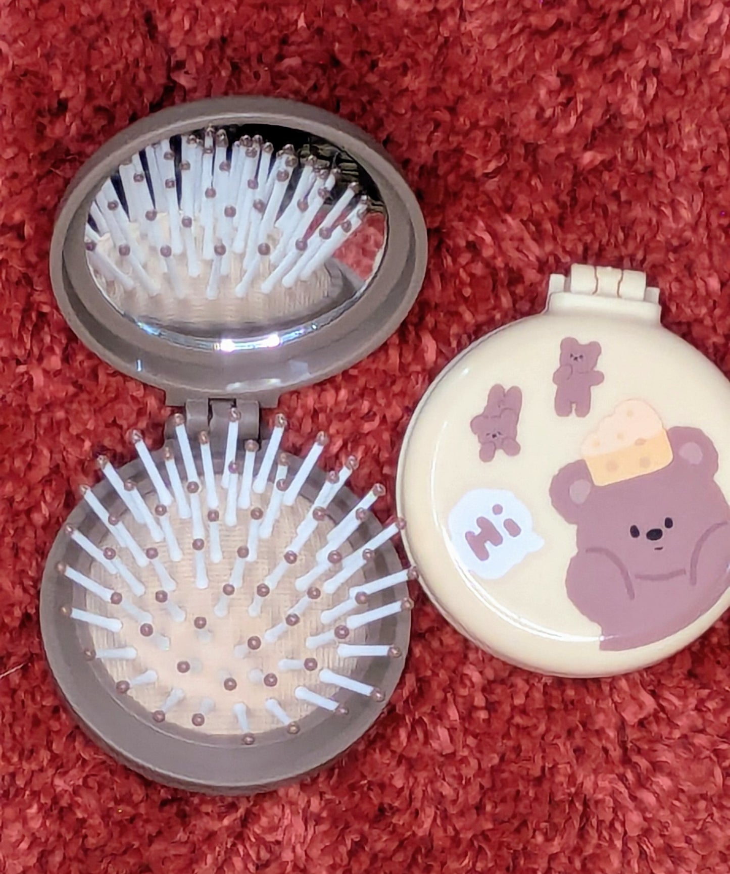 Round Mirror With Comb - Cute bear Print