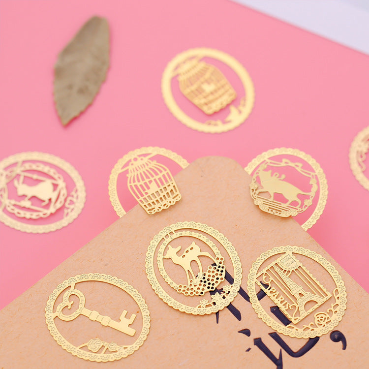 Metal hollow bookmark