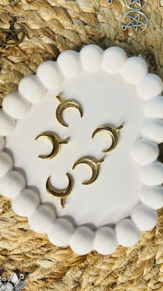 Handmade Enamal Paint Pendant Charms Design 4 (Random Set of 5)