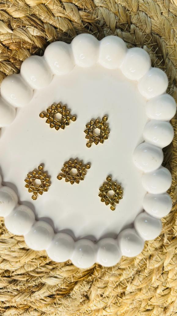 Handmade Enamal Paint Pendant Charms Design 4 (Random Set of 5)