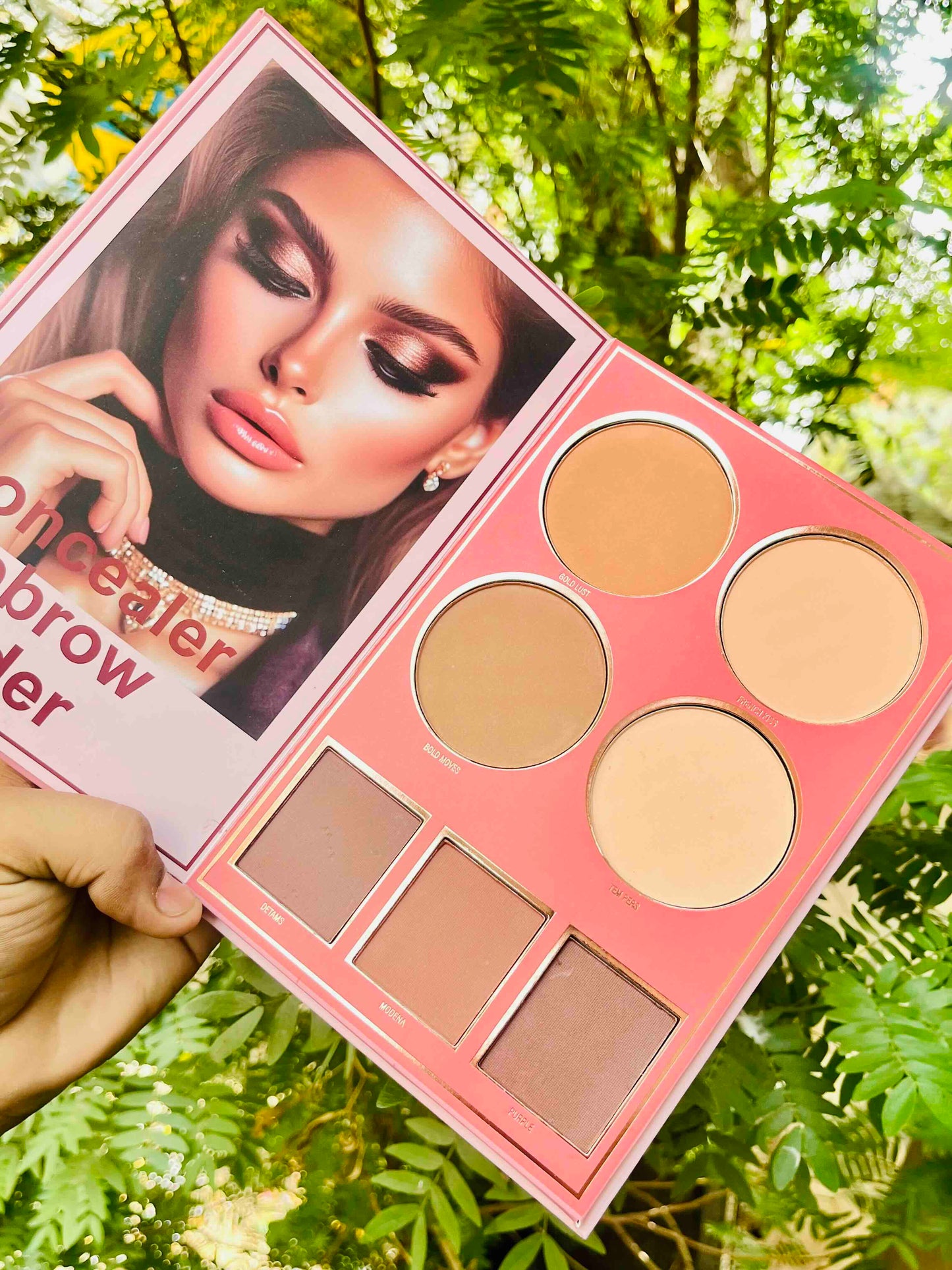Kawaii All-in-One Makeup Book (Imported)