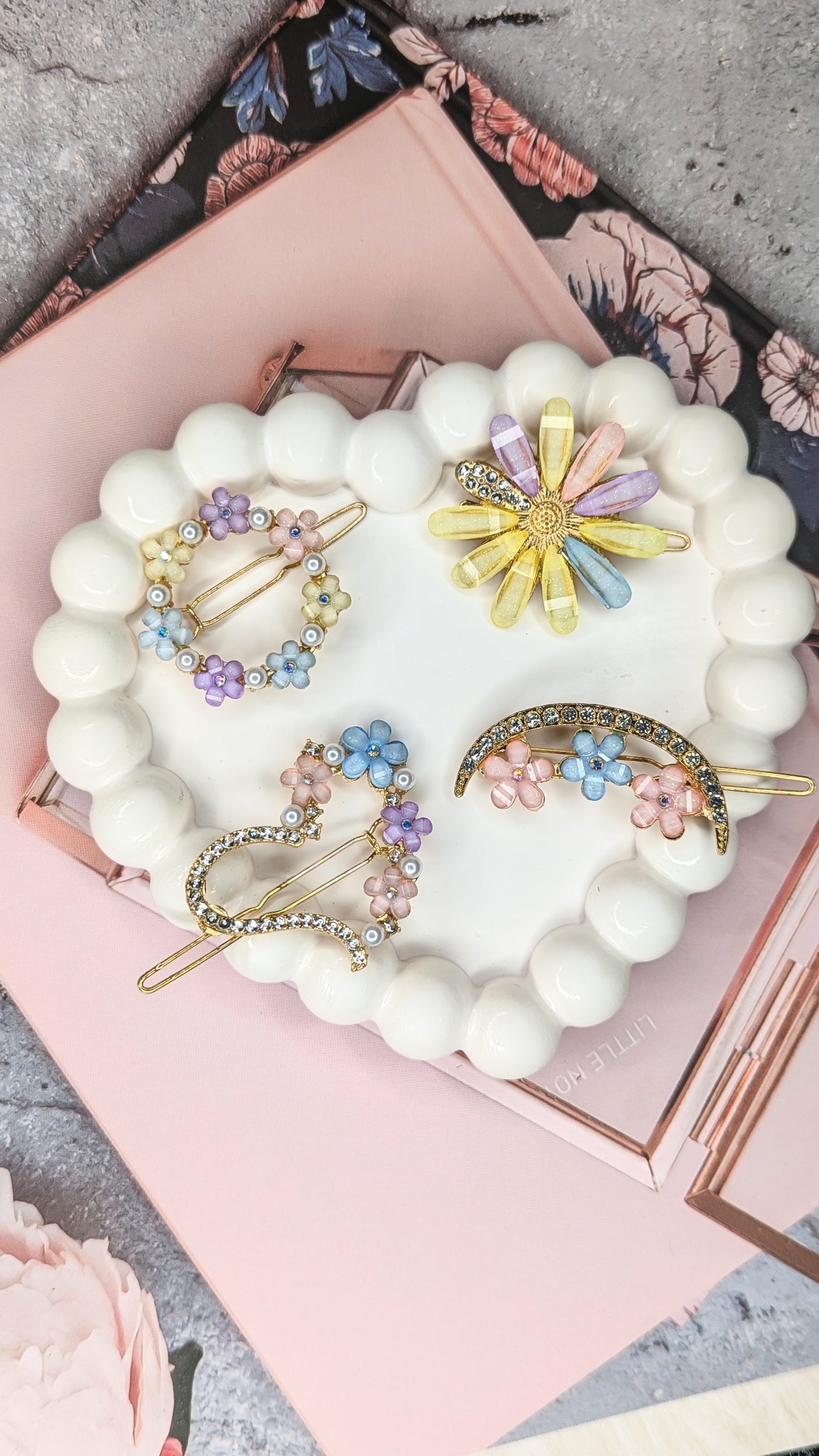 Multi Flower Color Hair Clip 1 Pc