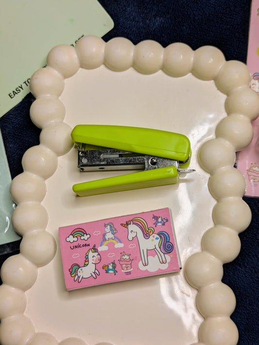Kawaii Portable Mini Stapler set