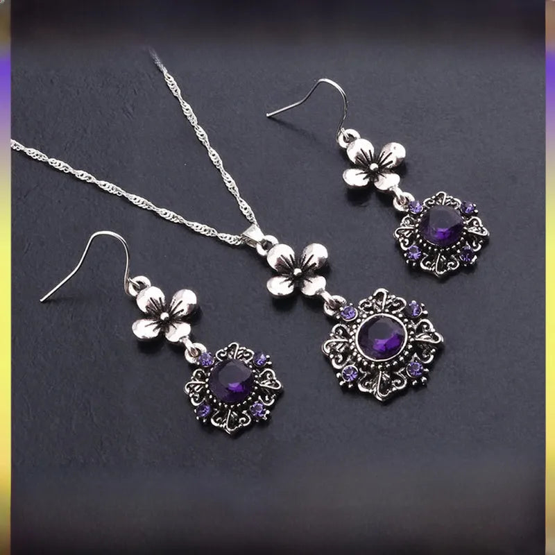 Purple Flowers Necklace Set - Alloy Chain With Antique Silver Plated Finish And Alloy Pendant Inlaid With Rhinestones