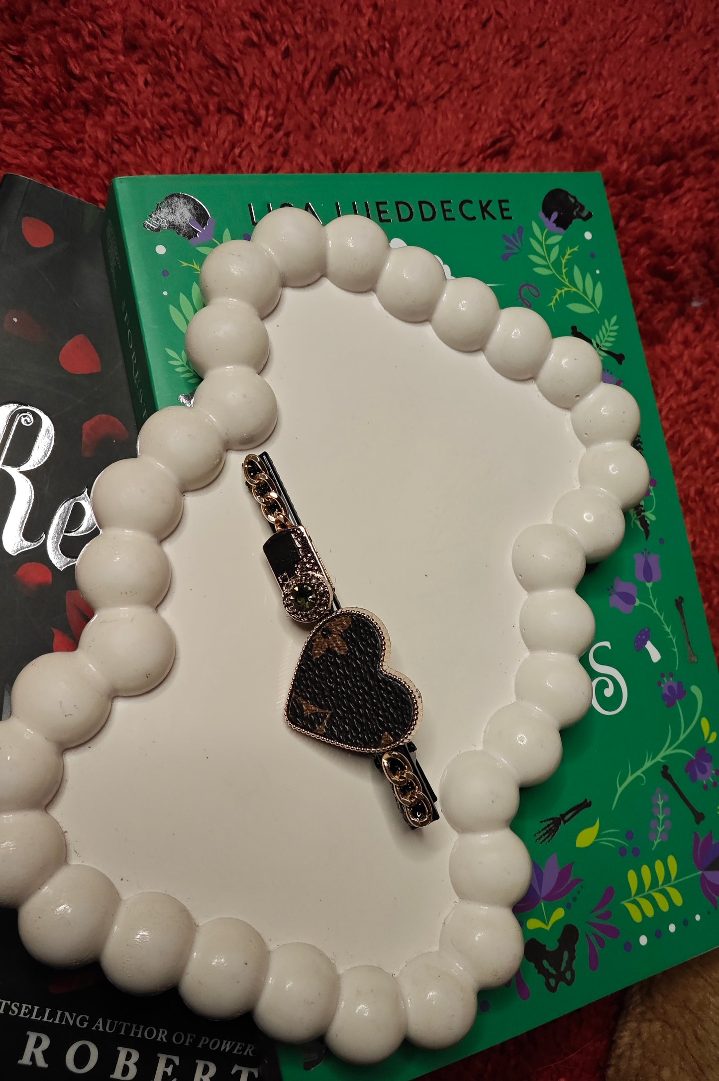 Black Bear Barrettes(Artificial Pearl and stone)(1 pc)