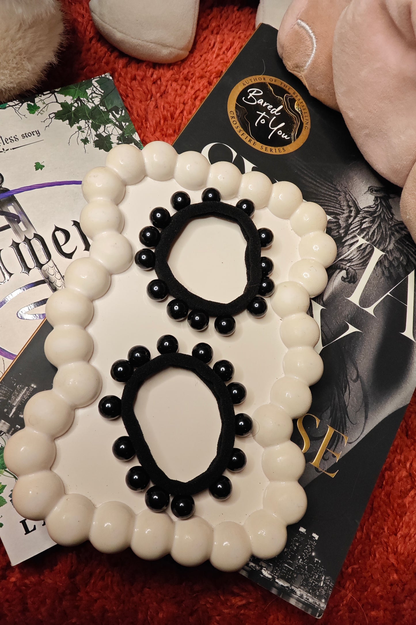 Shiny pearl hair ties (Set of 2)