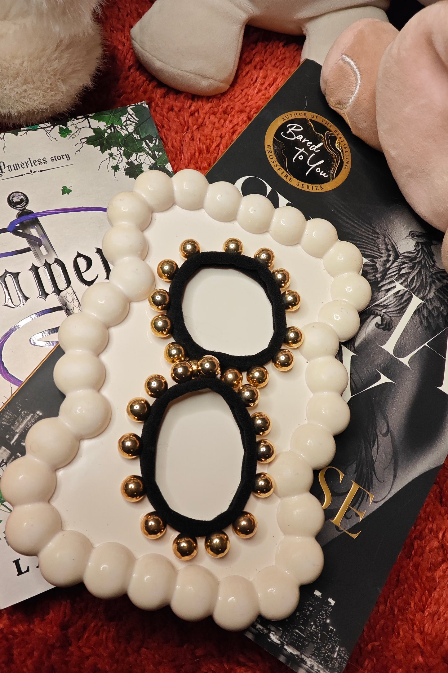 Shiny pearl hair ties (Set of 2)